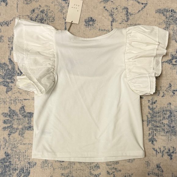 Target White Ruffle Sleeve Top - Picture 2 of 4